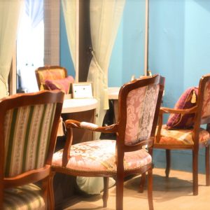 アンティーク調の椅子