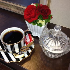 ドリンク各種やお菓子のサービス